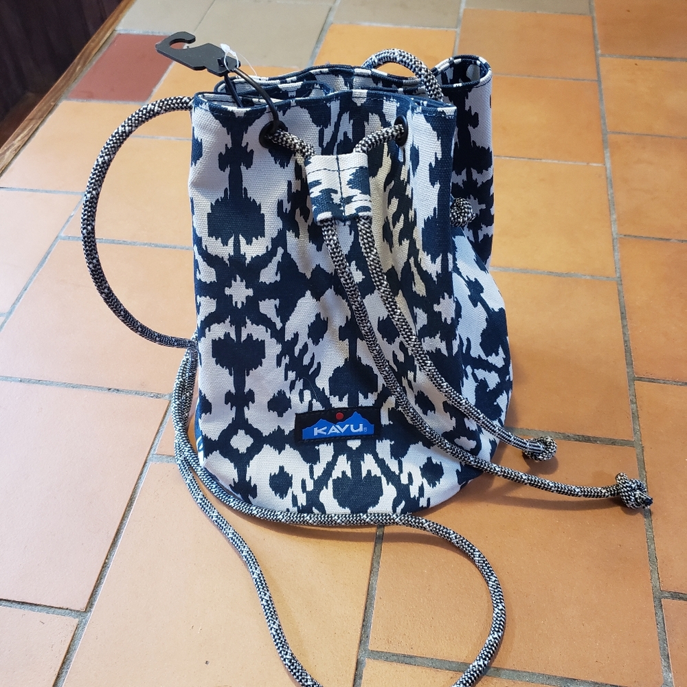 Kavu Bucket Bag - Blue Blot